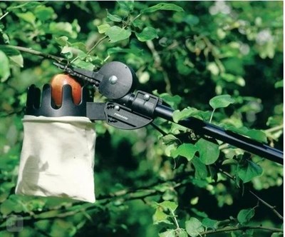 Корзинка Fiskars 1000693 для сбора фруктов QuikFit - фото 8025