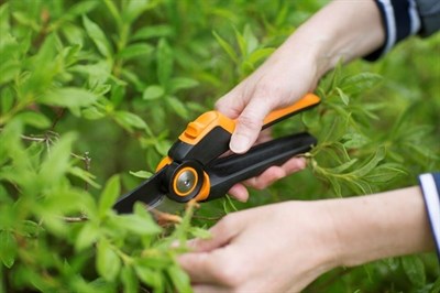 Секатор плоскостной Fiskars 1023630 PowerGear M PX92 - фото 8334